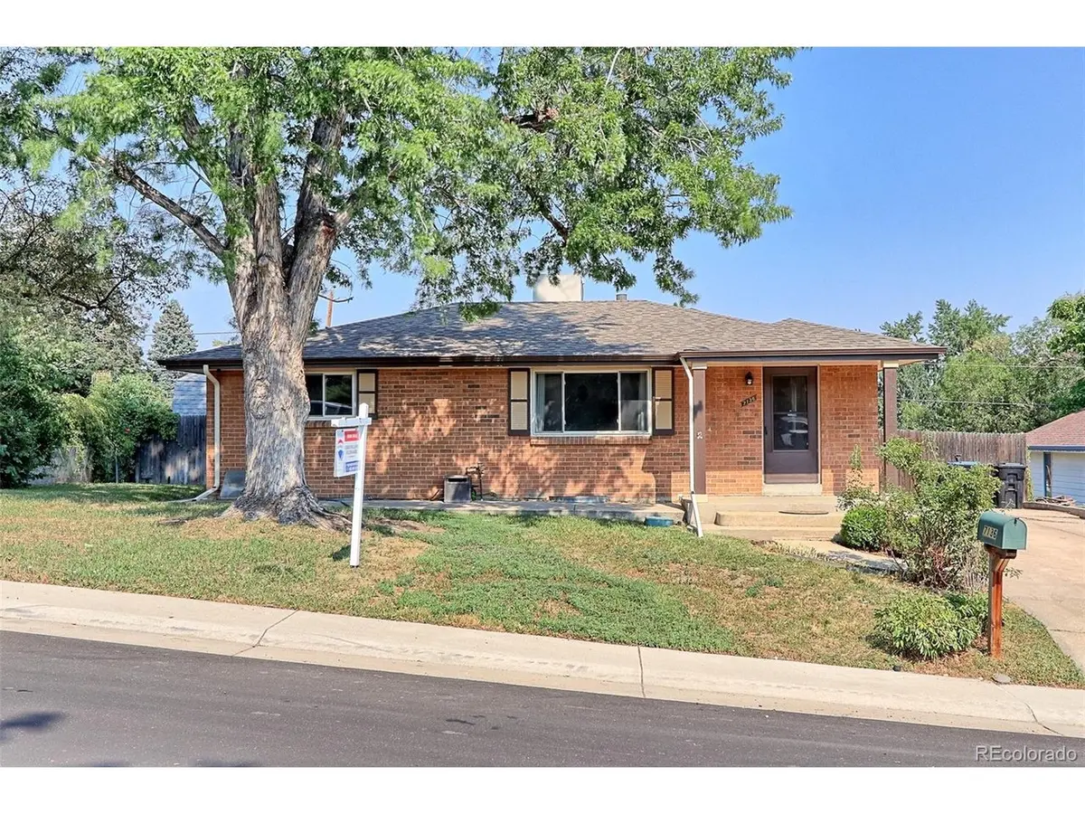 7136 Otis, Arvada, CO 80003