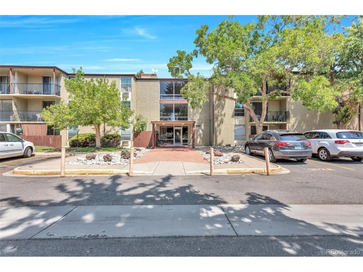 2281 S Vaughn #104A, Aurora, CO 80014