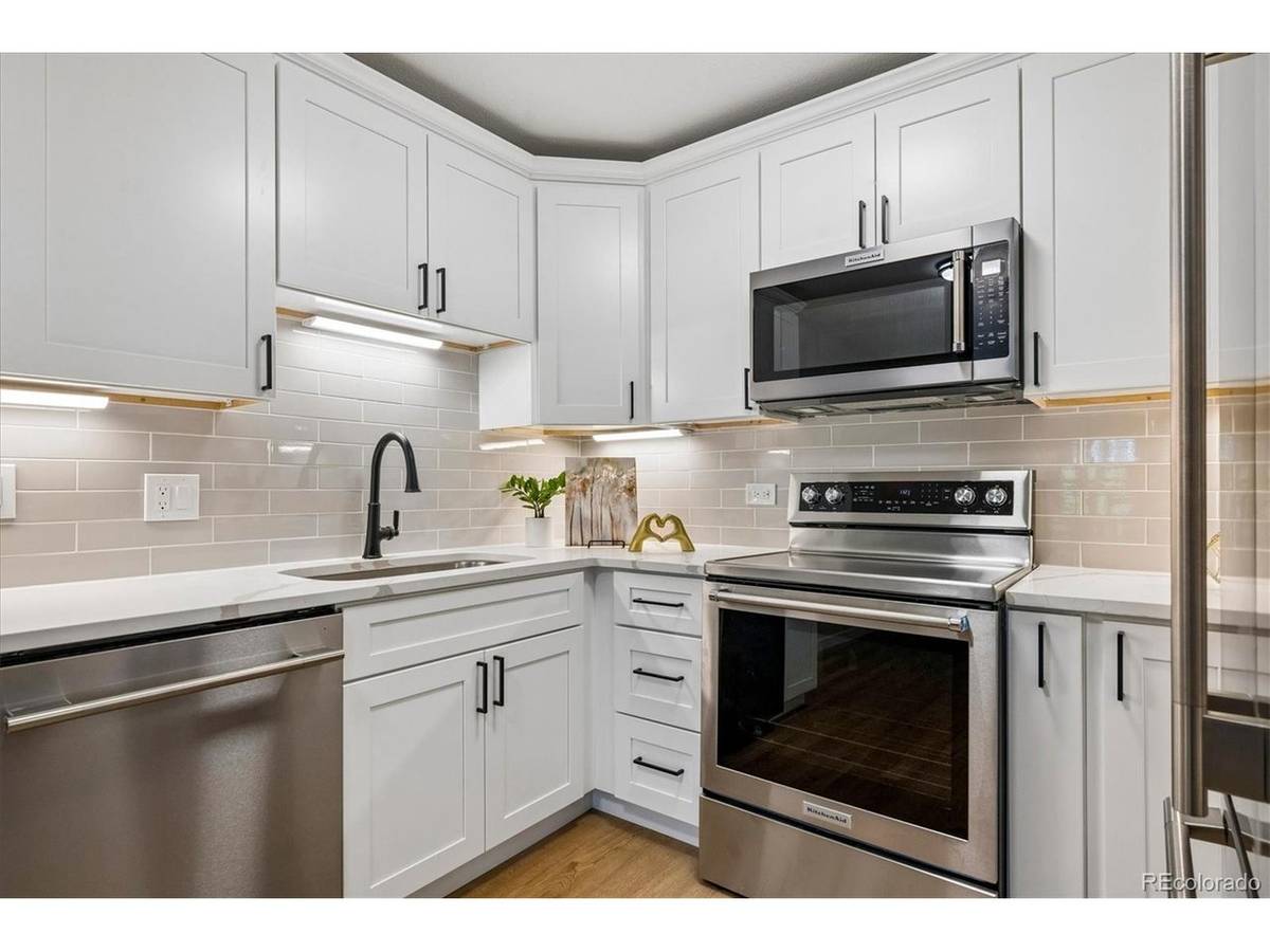 605 S Alton #12A, Denver, CO 80247