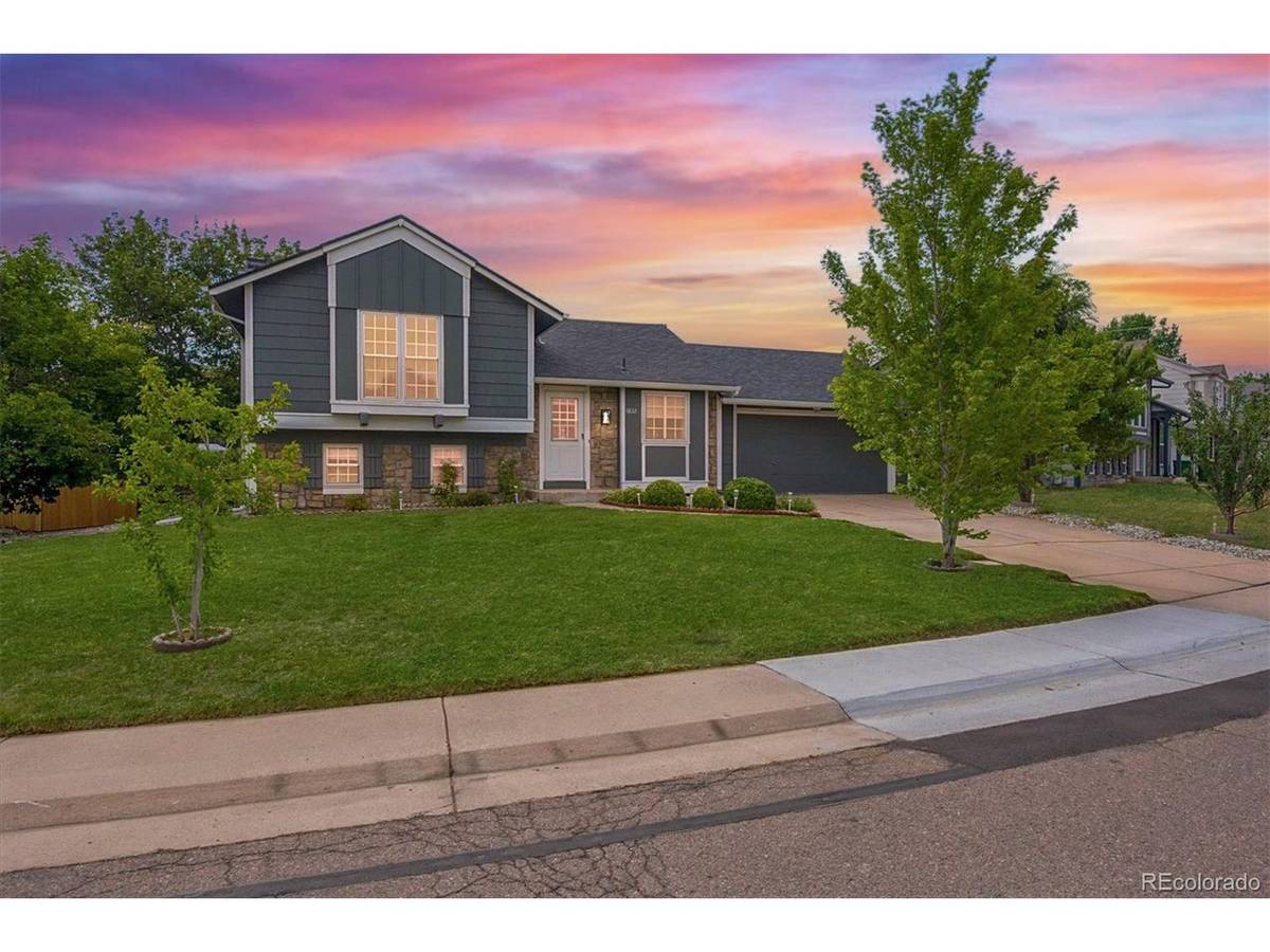 5832 S Netherland, Aurora, CO 80015