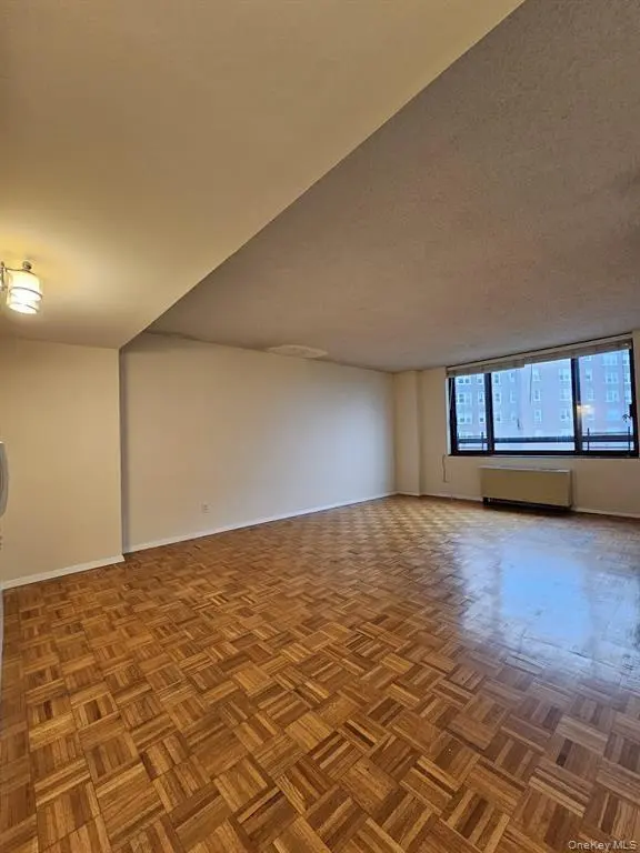 2287 Johnson AVE #14C, Bronx, NY 10463