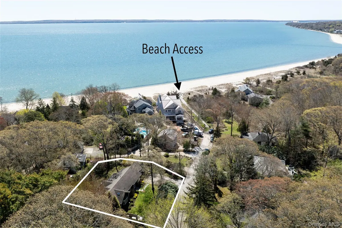 1635 Smith RD, Peconic, NY 11958