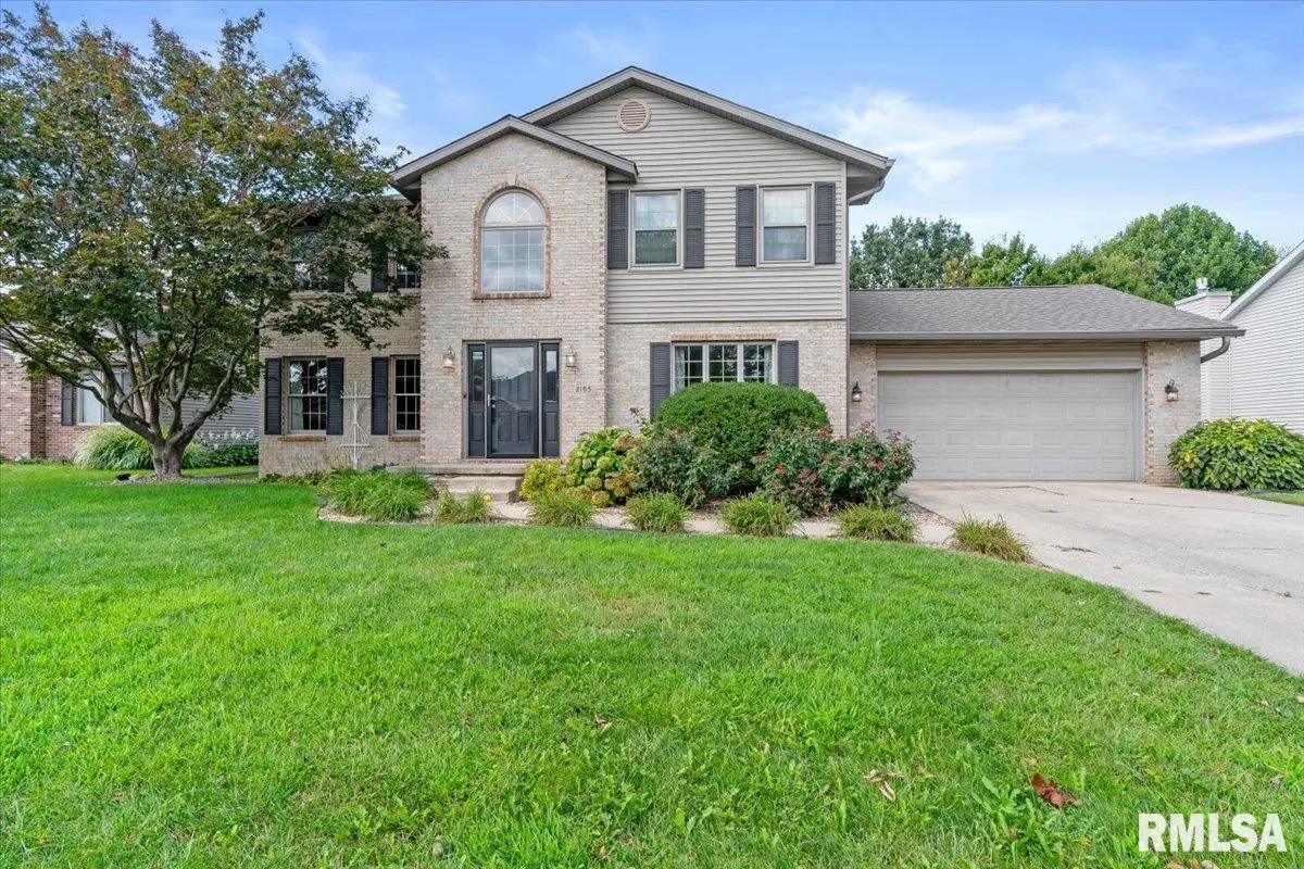 2105 BURGESS DR, Springfield, IL 62711