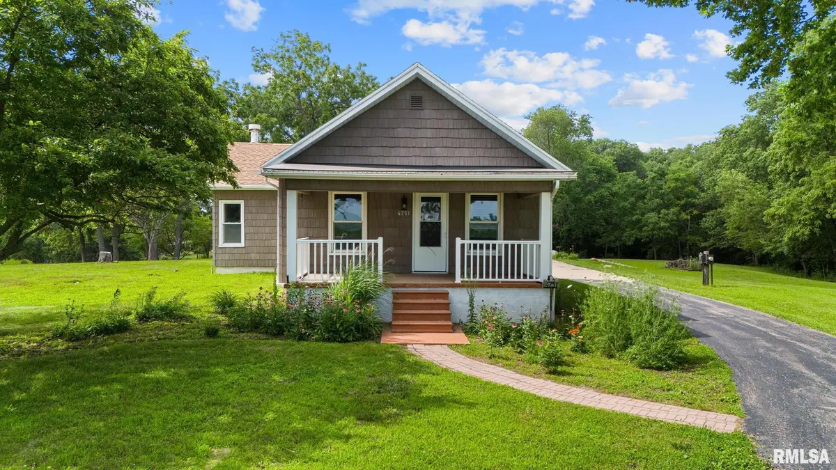 4751 SHERIDAN RD, Groveland, IL 61535