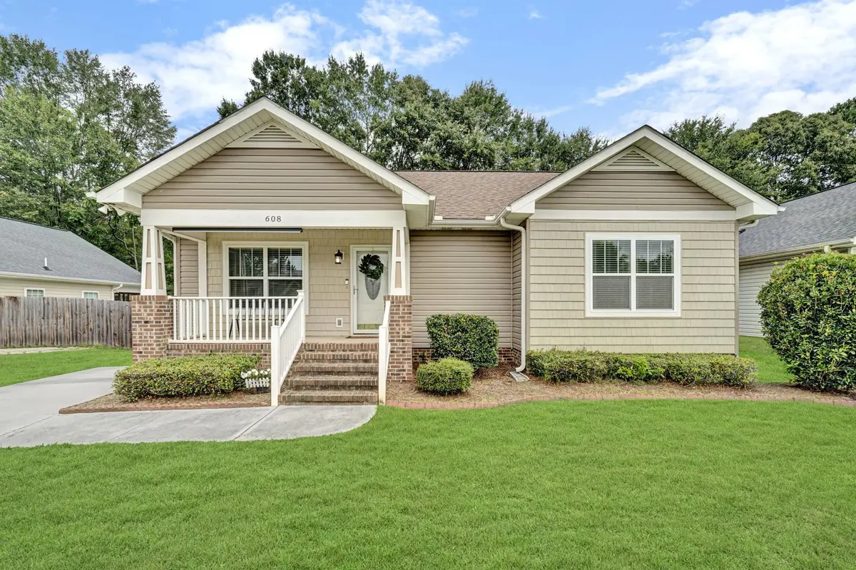 608 Ruddy Creek CIR, Greer, SC 29651