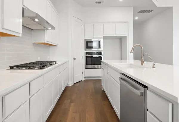 1606 Crimson Sunset DR, Georgetown, TX 78628