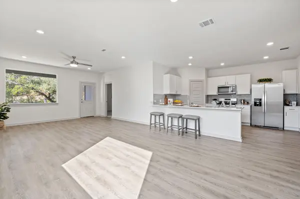 212 Florenz LN, Georgetown, TX 78628