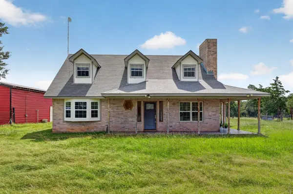 1689 Fm 2104, Paige, TX 78659