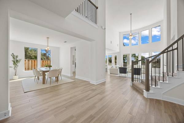 308 Barnstorm LN, Georgetown, TX 78633
