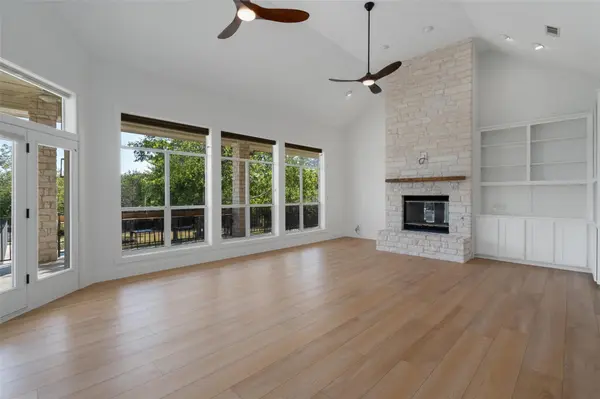 401 Roy Creek LN, Dripping Springs, TX 78620