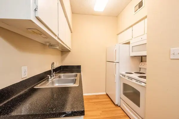 2818 Nueces ST #203, Austin, TX 78705