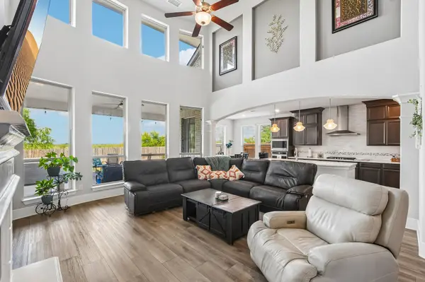 500 Whittington WAY, Liberty Hill, TX 78642