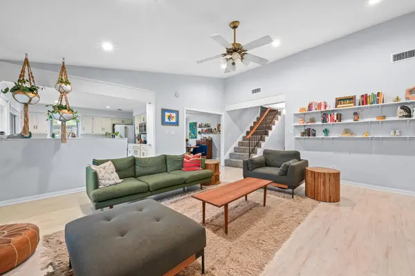 2509 Redleaf LN #A, Austin, TX 78745