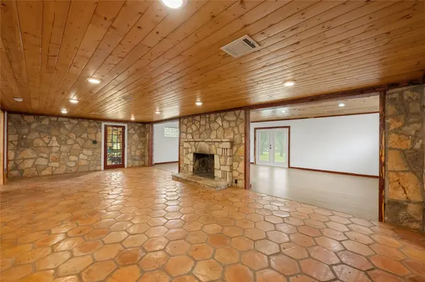 704 Fm 2325, Wimberley, TX 78676