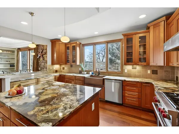 2018 Braeburn, Longmont, CO 80503