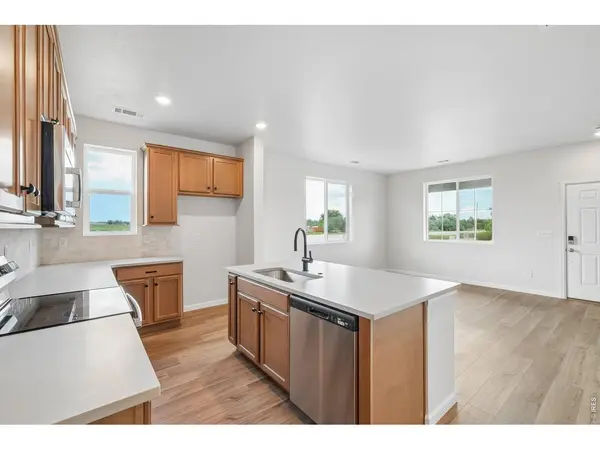 1470 Coral, Longmont, CO 80504