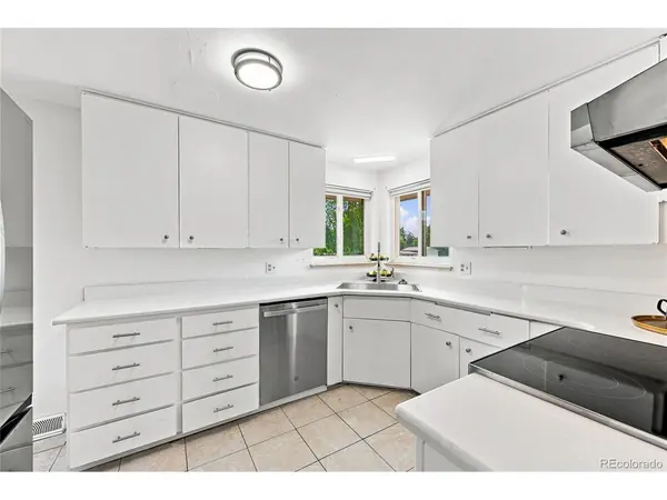 6150 Carr, Arvada, CO 80004