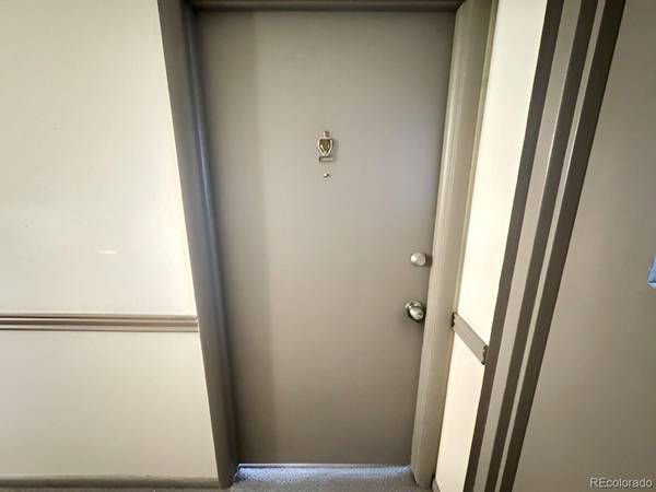 937 N Clarkson #206, Denver, CO 80218