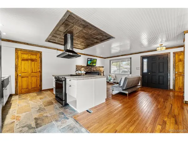 11 MacNaughton, Pueblo, CO 81001