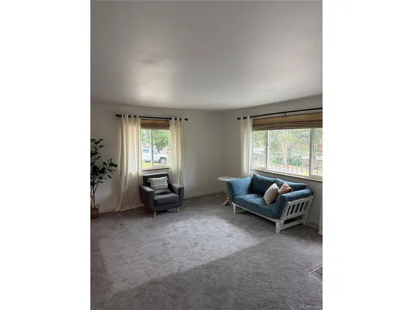 6090 S Sterne, Littleton, CO 80120