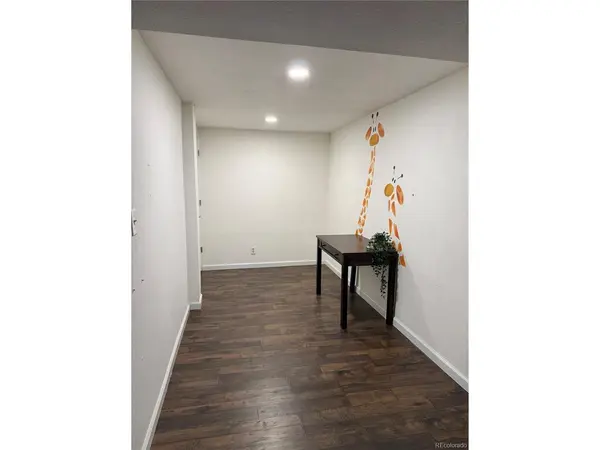 6090 S Sterne, Littleton, CO 80120