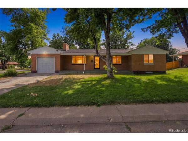 3250 Santa Anita, Englewood, CO 80110