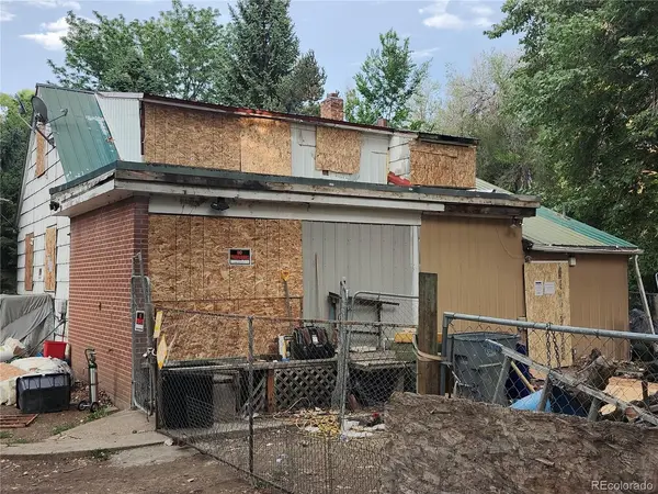 1051 Hover, Longmont, CO 80501