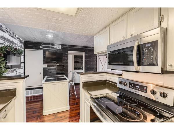 4400 S Quebec #101N, Denver, CO 80237