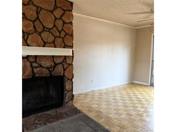 1955 S Oakland, Aurora, CO 80014