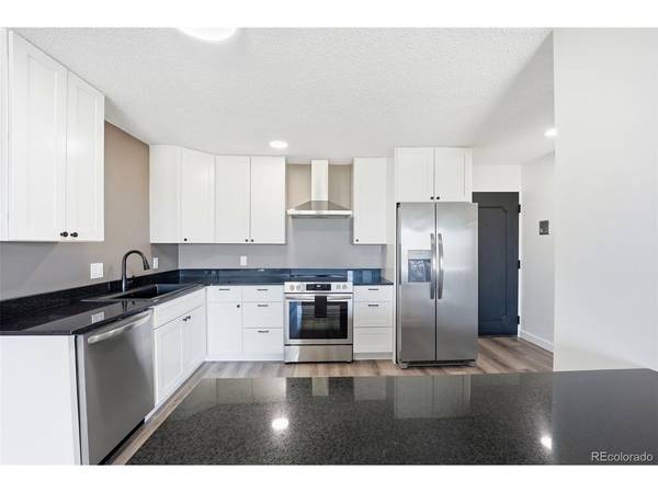 9335 E Center #10C, Denver, CO 80247