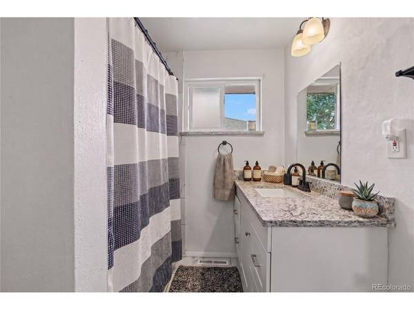 10 Teller, Denver, CO 80226