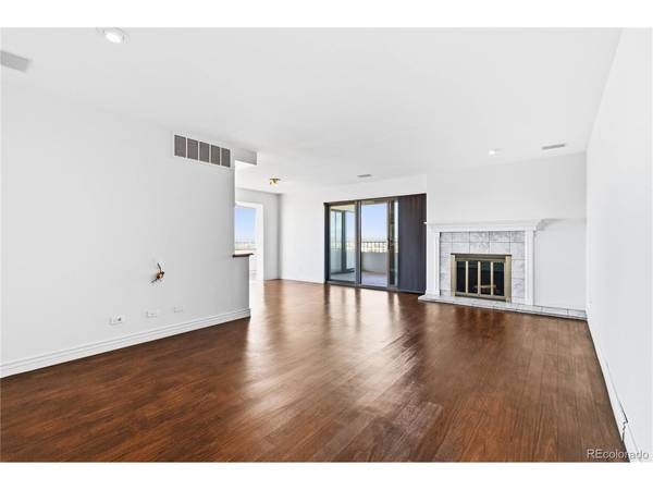 130 N Pearl #1404, Denver, CO 80203