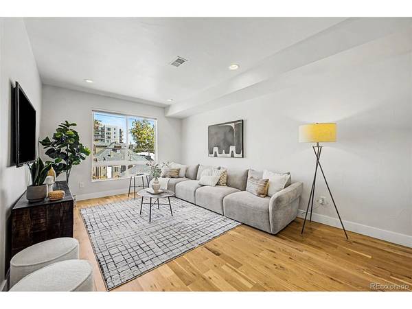 3520 W Conejos #6, Denver, CO 80204
