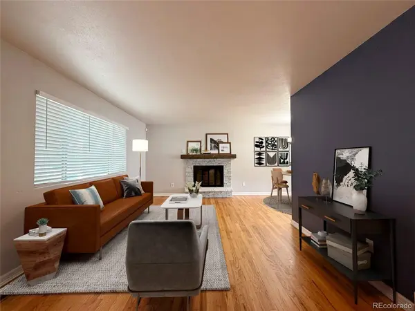945 Dearborn, Aurora, CO 80011