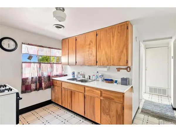 3993 W Arizona, Denver, CO 80219