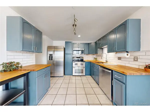 1616 Secrest, Golden, CO 80401