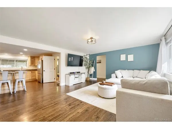 1039 Sunset, Longmont, CO 80501