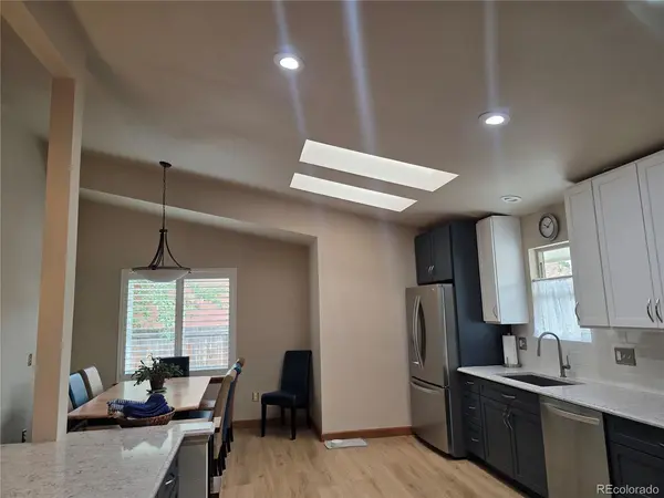 8082 W Chenango, Littleton, CO 80123