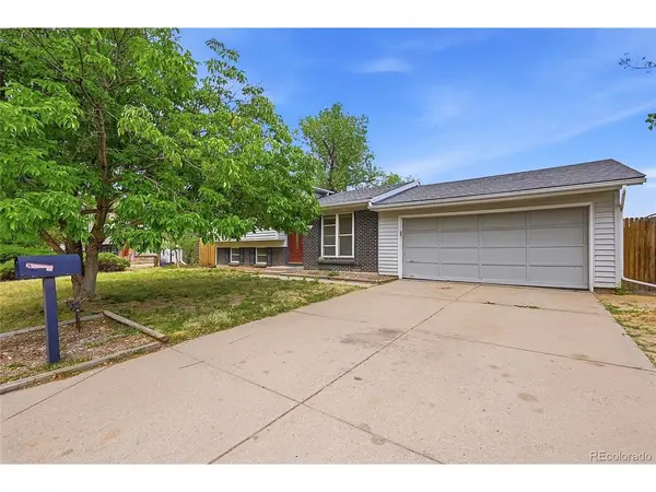2662 S Mobile, Aurora, CO 80013