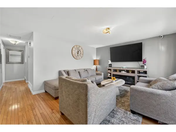1455 S Bahama, Aurora, CO 80017