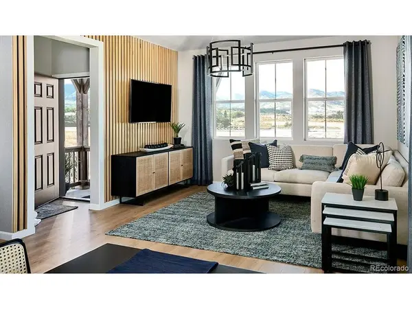 23732 E 33rd, Aurora, CO 80019