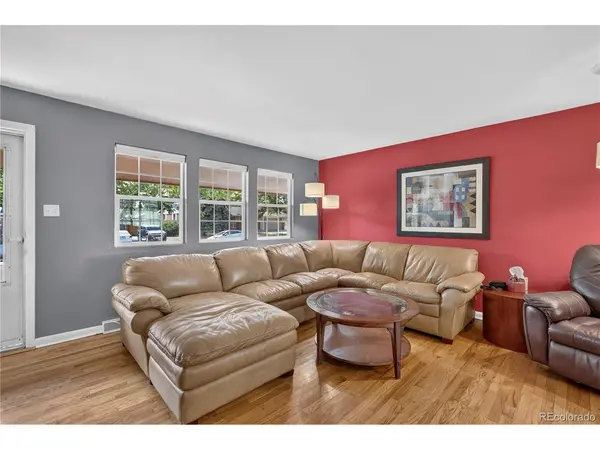 4977 S Perry, Littleton, CO 80123