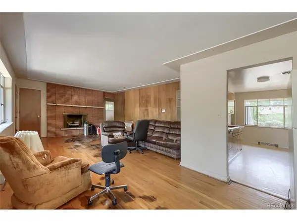 6182 S Crestview, Littleton, CO 80120