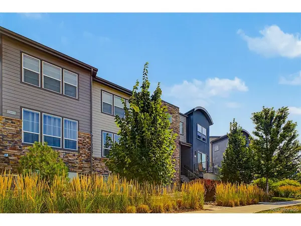 2586 Meadows #C, Castle Rock, CO 80109