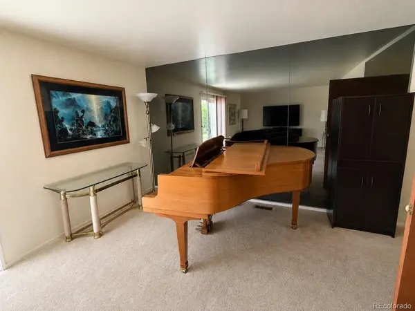 614 E Geddes, Centennial, CO 80122