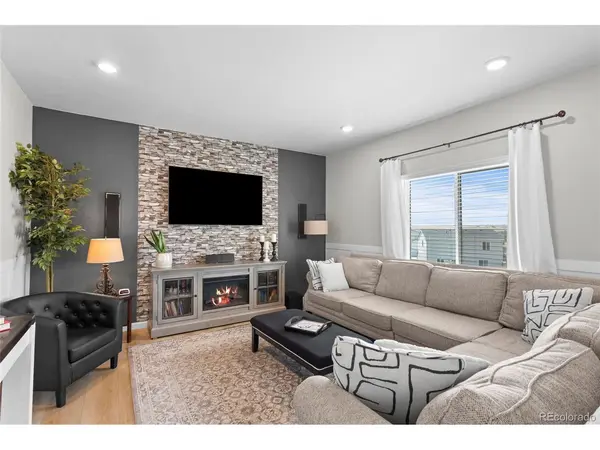 42835 Hawktree, Elizabeth, CO 80107