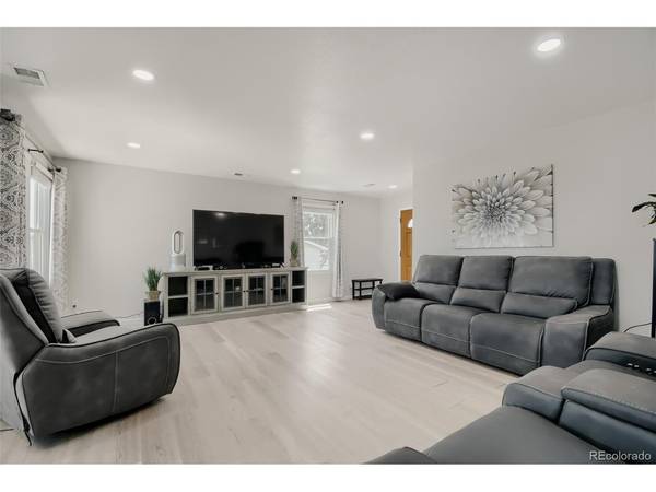 7850 Patricia, Denver, CO 80229