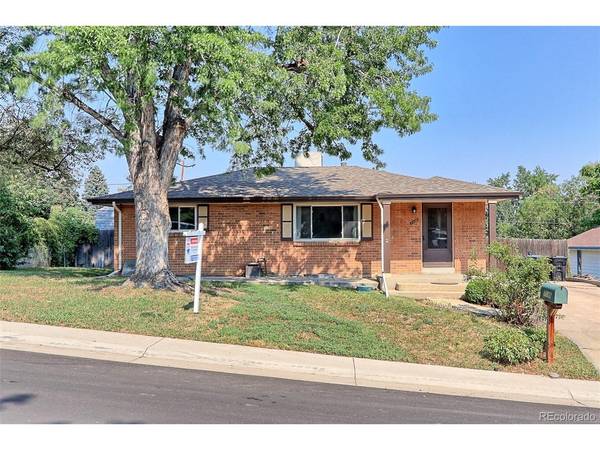 7136 Otis, Arvada, CO 80003