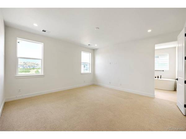 151 Welded Tuff, Castle Rock, CO 80104