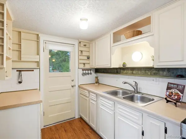 26407 S End, Kittredge, CO 80457